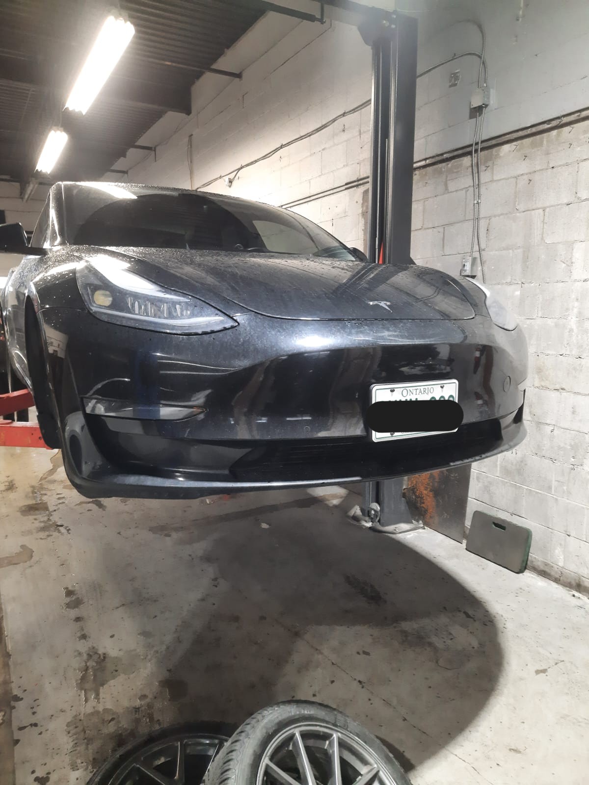 tesla 3